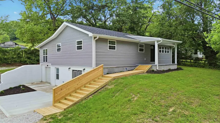 143 Mason Lake Road, Berea, KY 40403 - #2