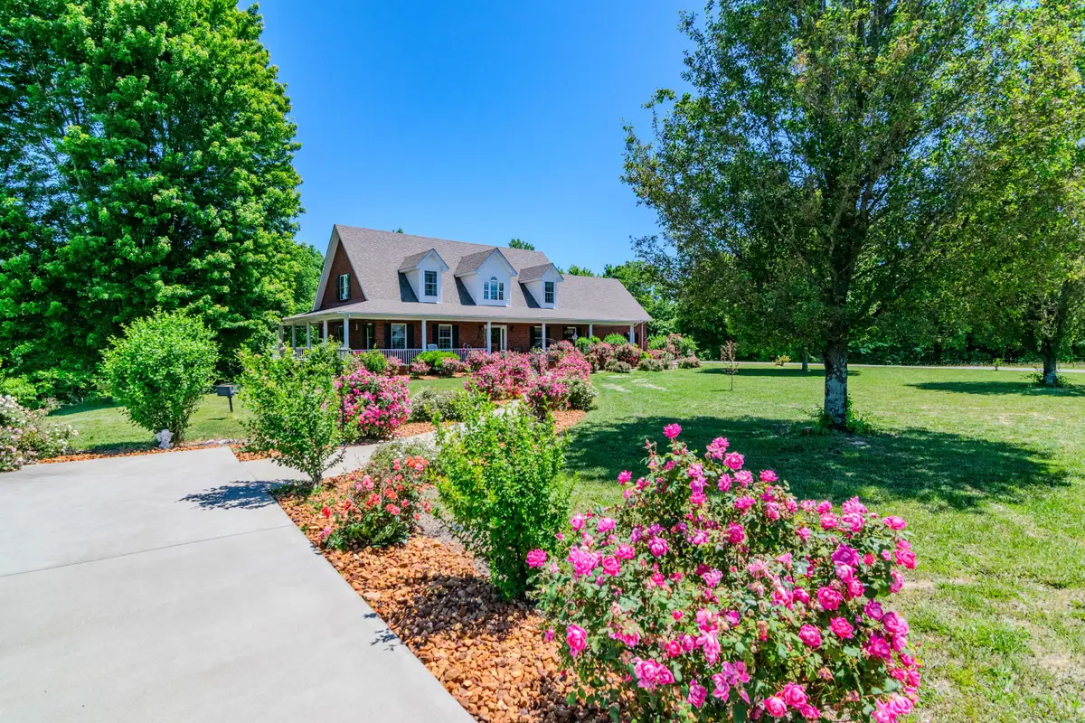 200 English Lane, Columbia, KY 42728 - #1