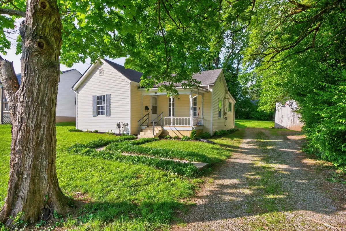 130 St. Clair Street, Versailles, KY 40383 - #1