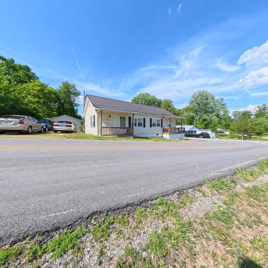 1725 & 1727 Sand Hill Road, Irvine, KY 40336 - #2