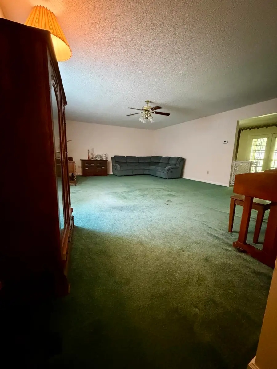 2071 E Highway 577, Manchester, KY 40962 - #2