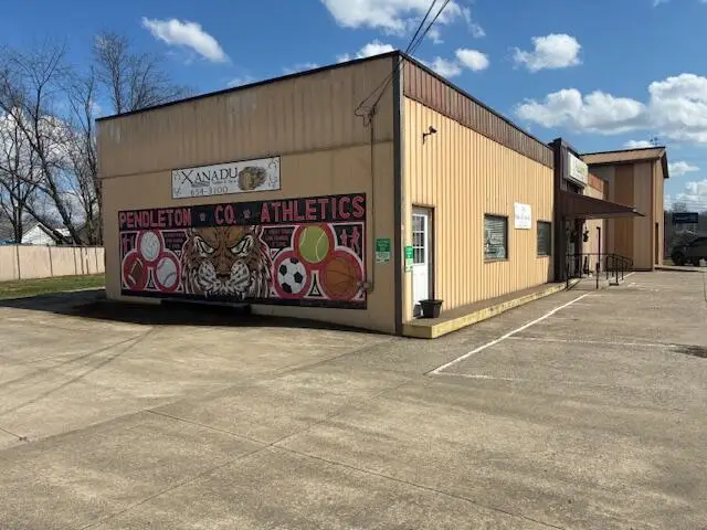 984 Ridgeway Avenue, Falmouth, KY 41040 - #3
