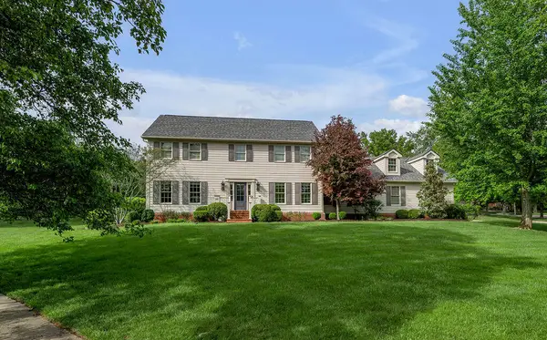 1371 Strawberry Lane, Lexington, KY 40502