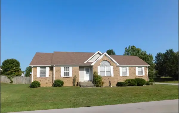 100 Harp Court, Georgetown, KY 40324