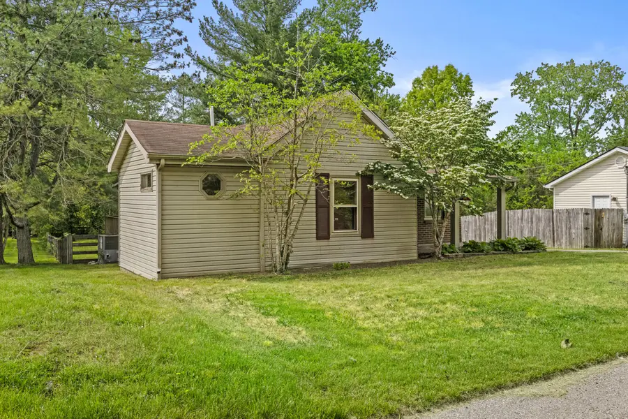 327 Smith Street, Midway, KY 40347 - #3