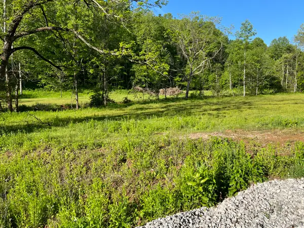 000 Hwy 3446, McKee, KY 40447