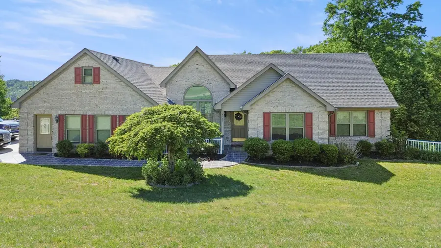3823 Hickory Hill Drive, Somerset, KY 42503 - #2