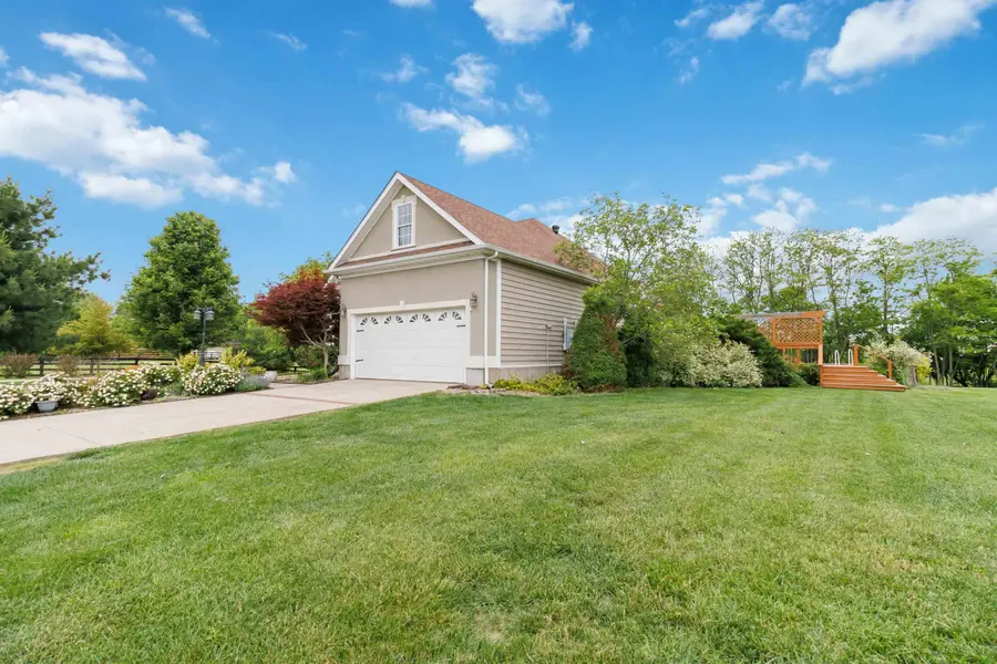 466 Woodridge Drive, Lancaster, KY 40444 - #3