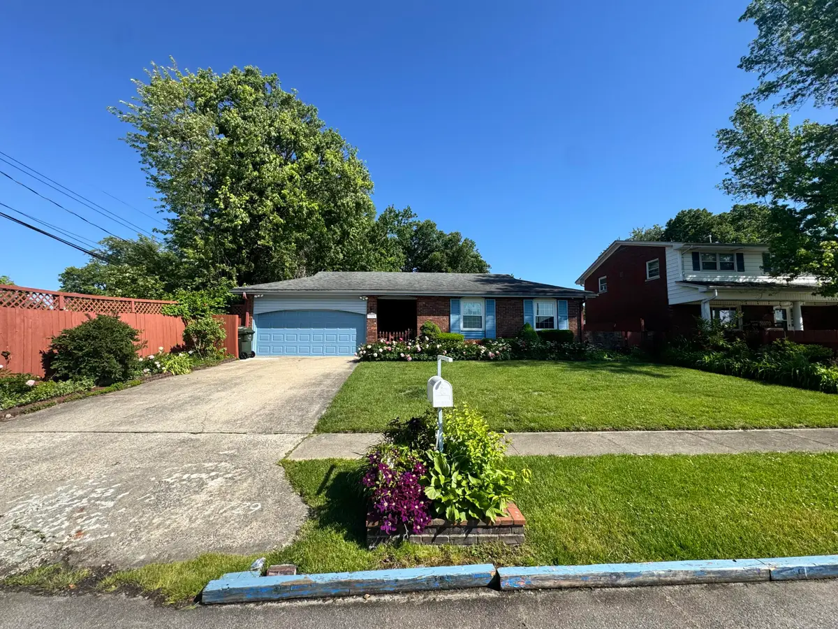 1729 Brewer Drive, Lexington, KY 40505 - #1