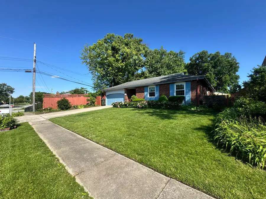 1729 Brewer Drive, Lexington, KY 40505 - #2