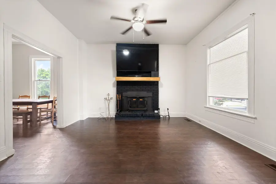 83 W French Avenue, Burnside, KY 42519 - #3