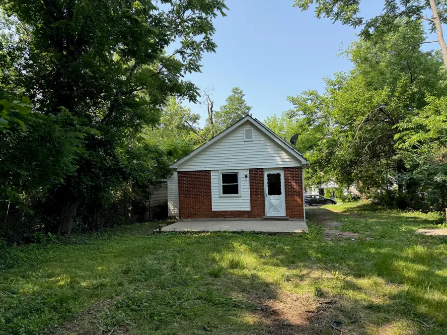 923 Whitney Avenue, Lexington, KY 40508 - #3