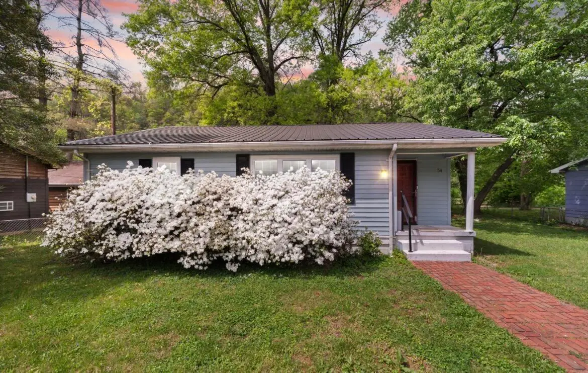 34 Woodcrest Drive, Hazard, KY 41701 - #1