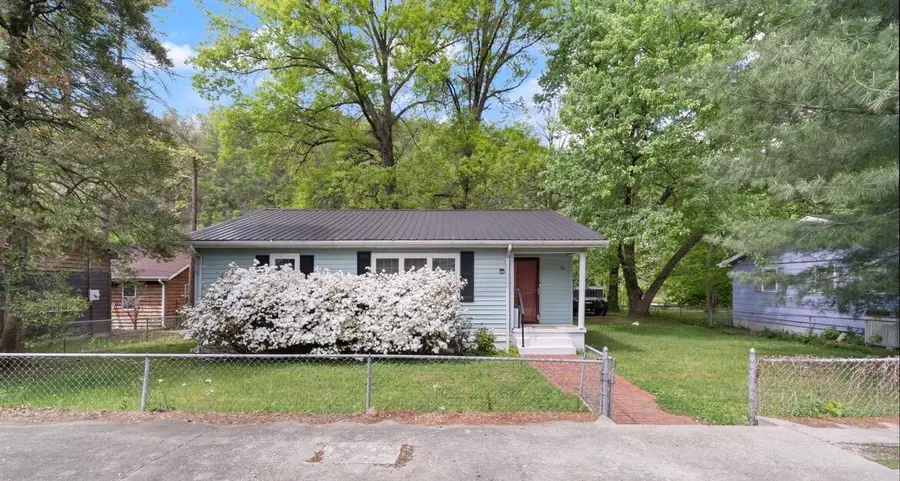 34 Woodcrest Drive, Hazard, KY 41701 - #2