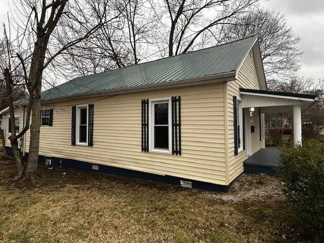 209 Huffaker Avenue, Somerset, KY 42503 - #2