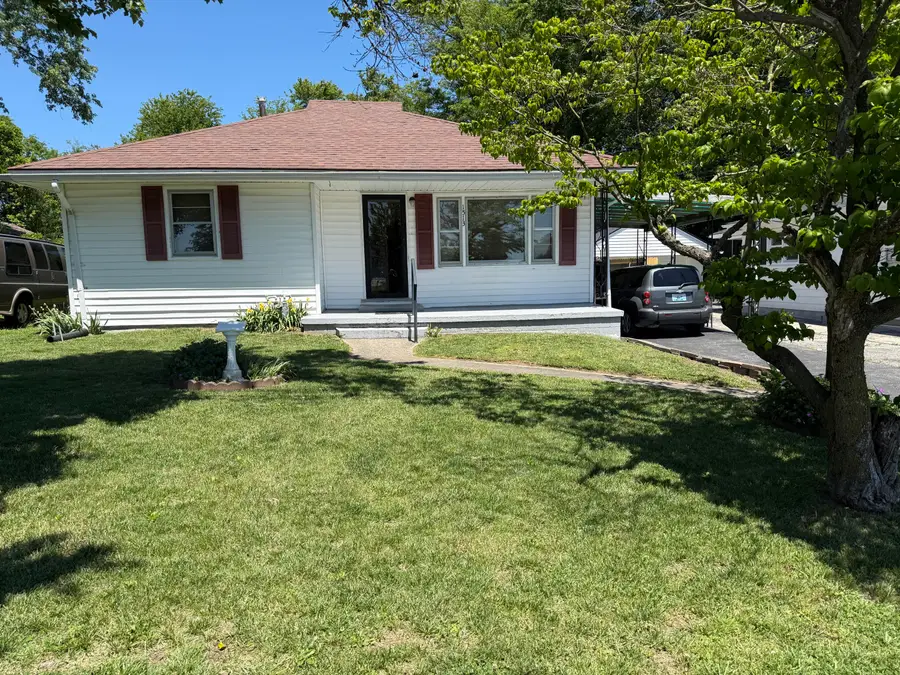 1513 E Irvine Street, Richmond, KY 40475 - #2