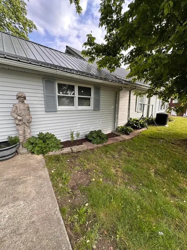 340 N Highland Avenue, Prestonsburg, KY 41653