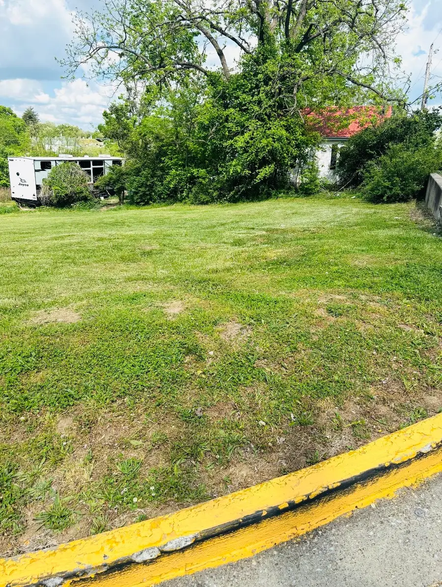 209 Fox Street, Mount Sterling, KY 40353 - #3