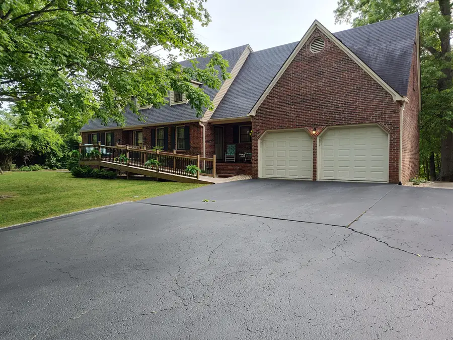 75 Ridge Avenue, Berea, KY 40403 - #2
