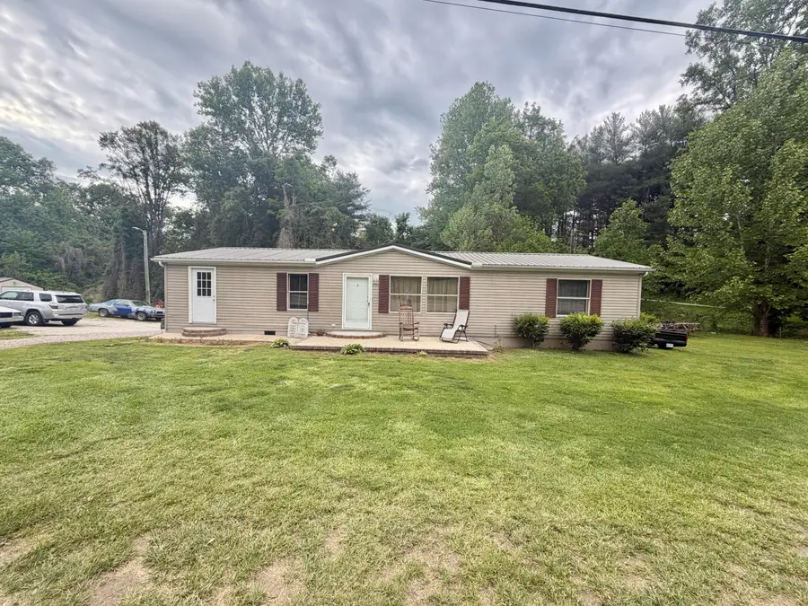 2591 Kentucky 8, Vanceburg, KY 41179 - #2