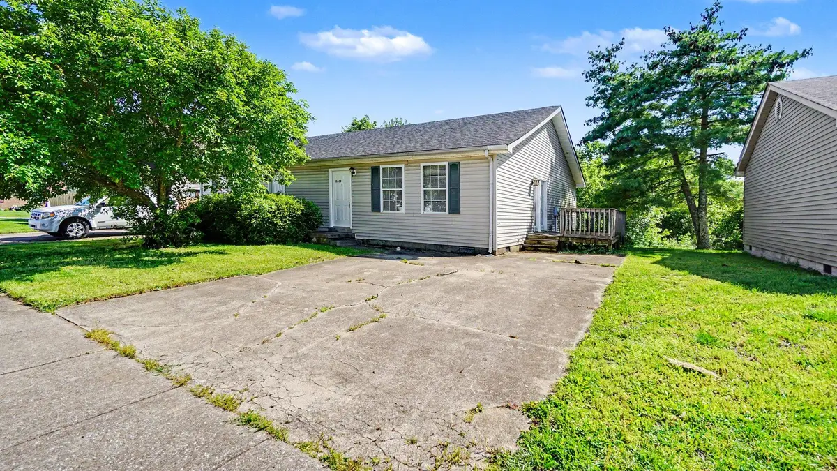 228 Blackhawk Circle, Versailles, KY 40383 - #1