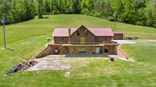 2248 Ky 556, Sandy Hook, KY 41171