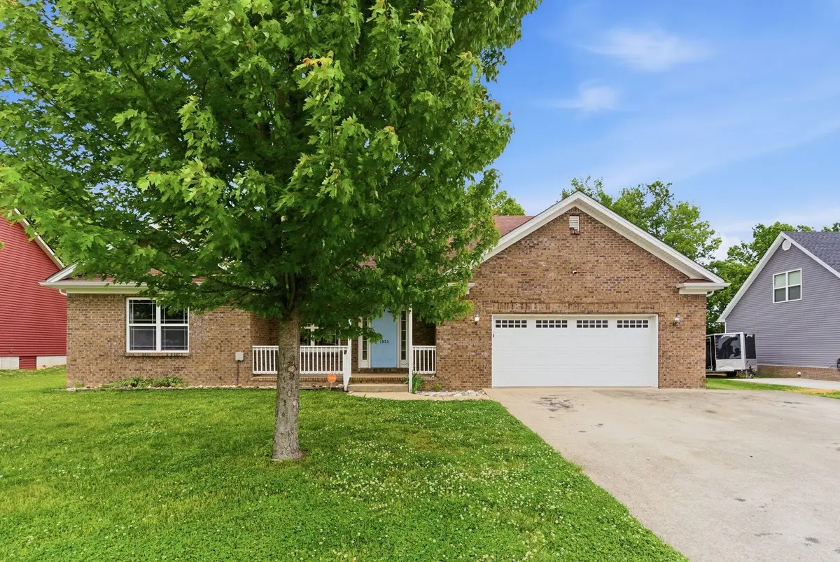 1025 Lanas Lane, Lawrenceburg, KY 40342 - #1