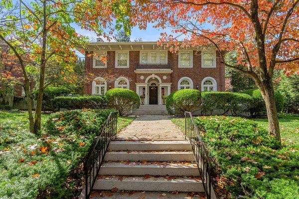 1014 Richmond Road, Lexington, KY 40502