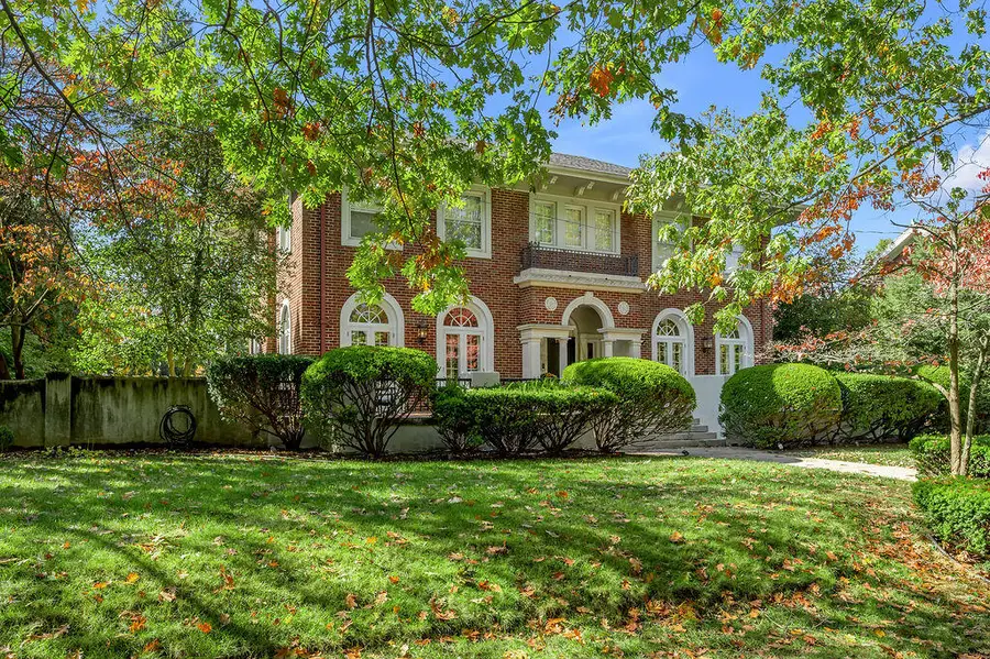 1014 Richmond Road, Lexington, KY 40502 - #2