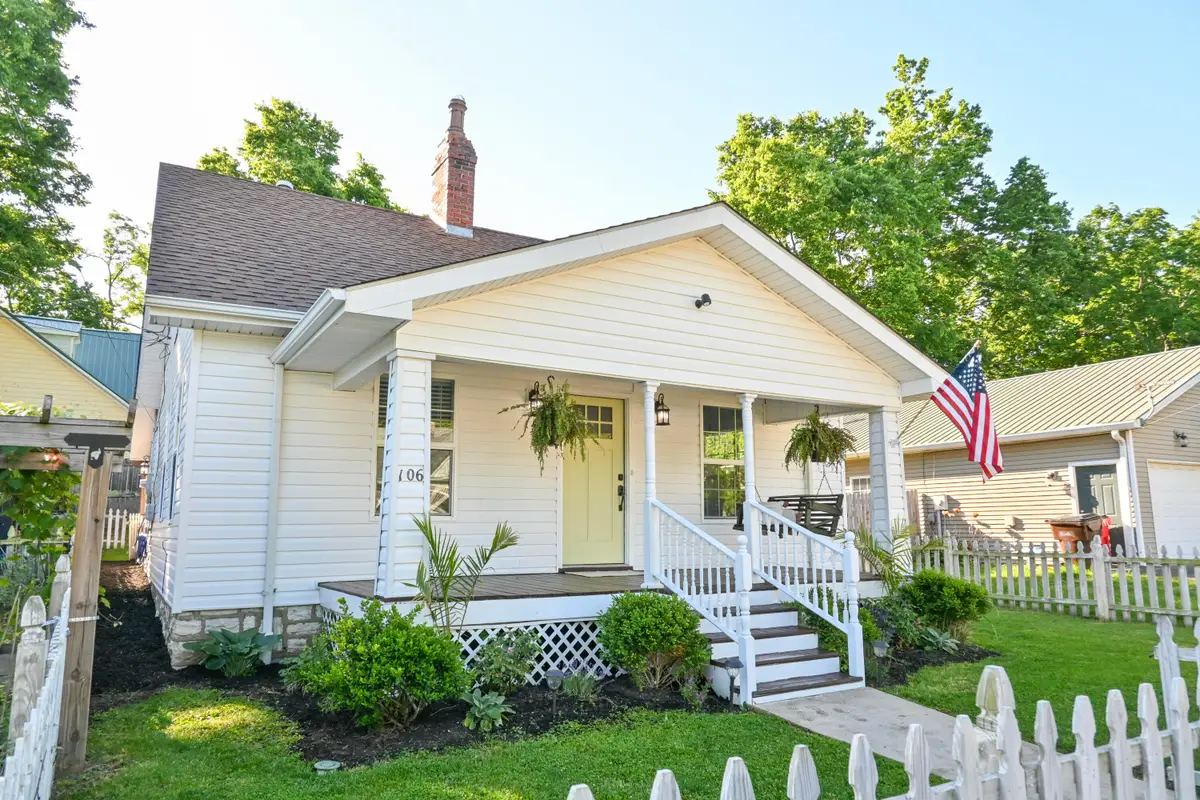 106 N 4th Street, Nicholasville, KY 40356 - #1