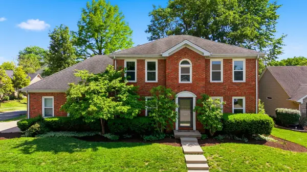1140 Parklawn Drive, Lexington, KY 40517