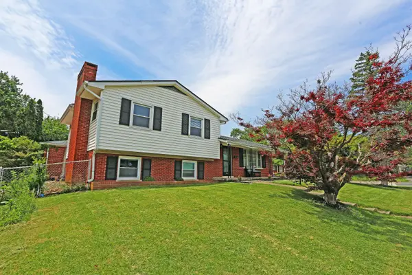 2198 Garden Springs Drive, Lexington, KY 40504