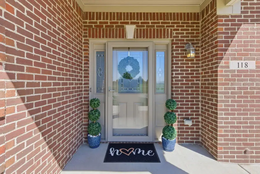 118 Woods Way, Frankfort, KY 40601 - #3