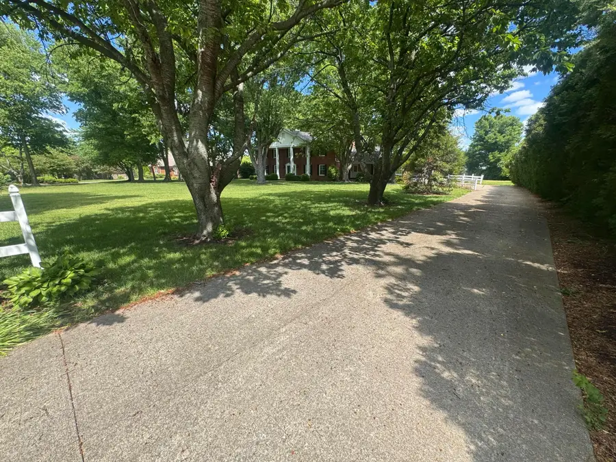 1050 Bluegrass Pike, Danville, KY 40422 - #3