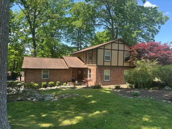 130 Tall Oak Trail, Pineville, KY 40977