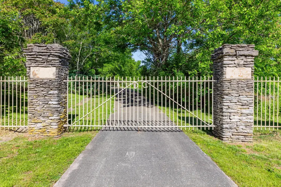 4351 Lexington Road, Harrodsburg, KY 40330 - #2
