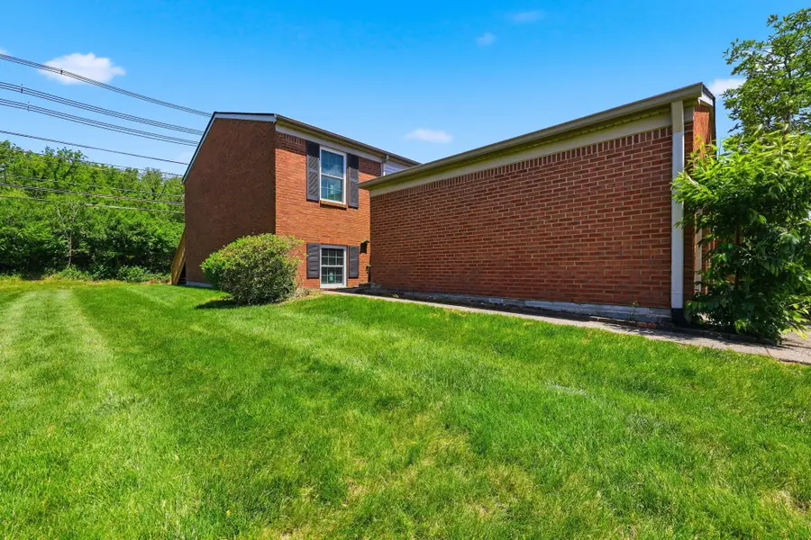 3629 Squires Woods Way, Lexington, KY 40515 - #2