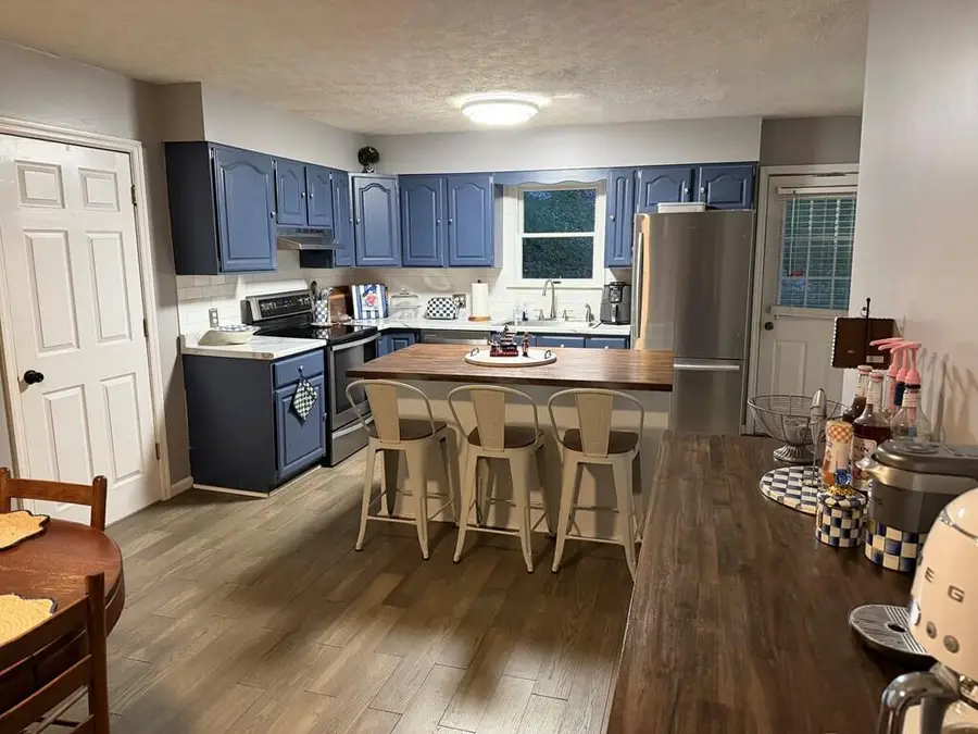 1010 Mays Branch Road, Prestonsburg, KY 41653 - #3