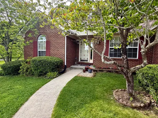 387 Colony Drive, Versailles, KY 40383