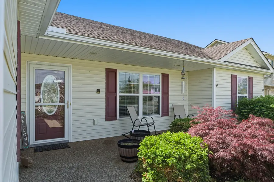 209 Kathie Court, Vine Grove, KY 40175 - #3