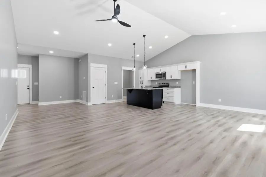 150 Harrods Glen, Harrodsburg, KY 40330 - #3