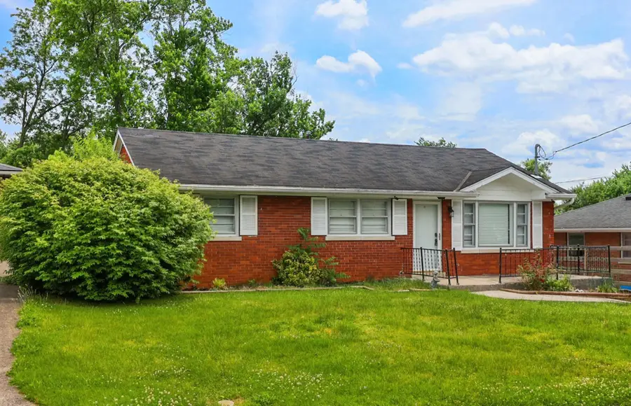 312 Logan Avenue, Richmond, KY 40475 - #2
