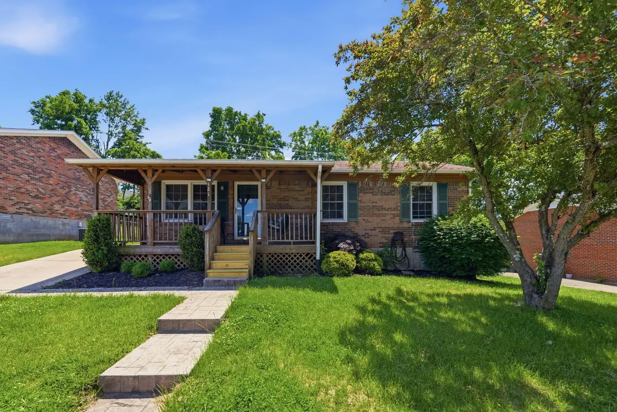 121 Rolling Acres Drive, Nicholasville, KY 40356 - #1