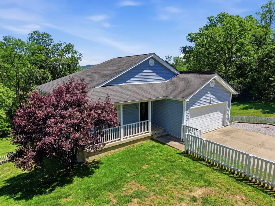 108 Bartlett Court, Berea, KY 40403 - #2