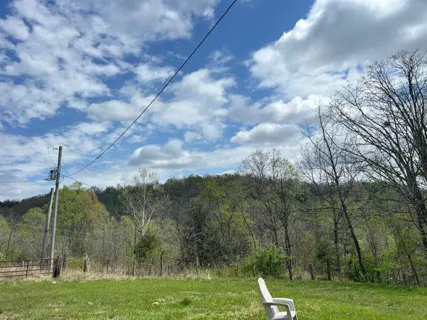 134 Red Bone Lane, Orlando, KY 40460