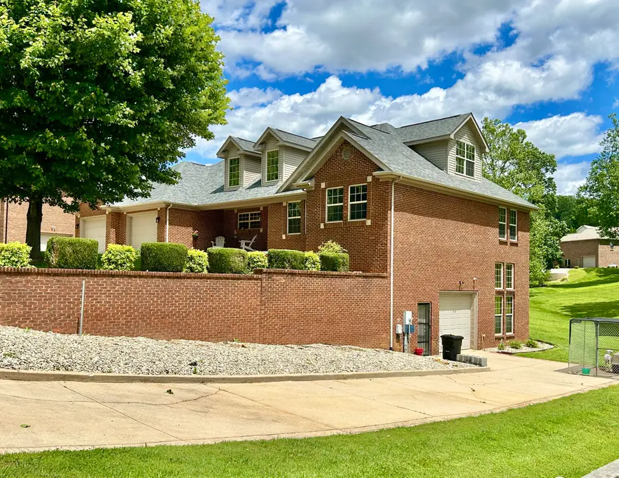 361 Kolsons Landing Drive, Somerset, KY 42503 - #2