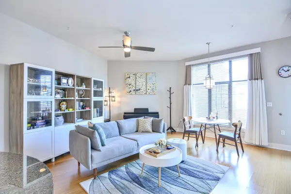 535 S Upper Street #422, Lexington, KY 40508