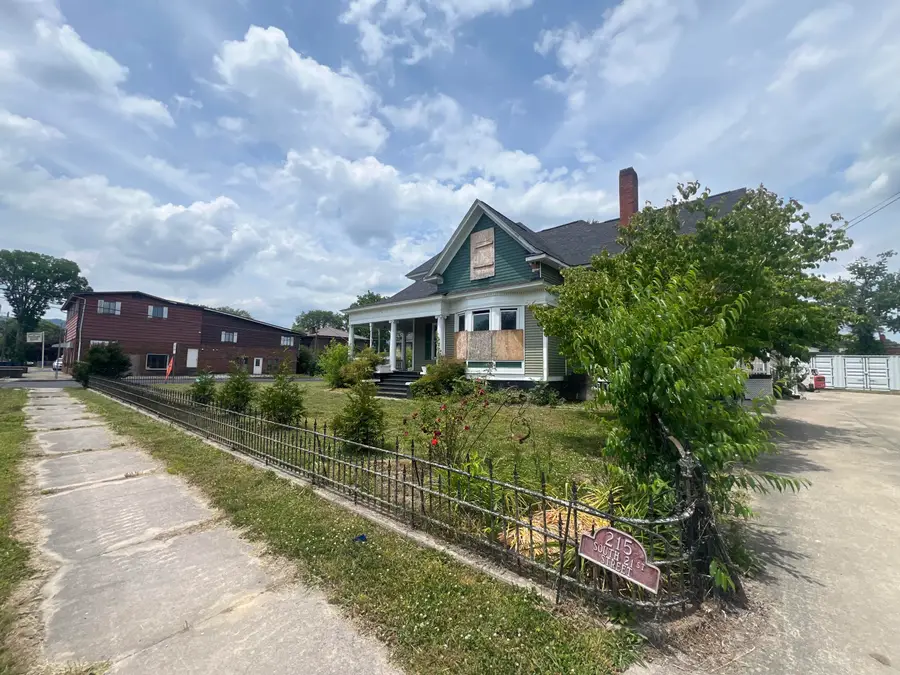 215 S 21st Street, Middlesboro, KY 40965 - #2