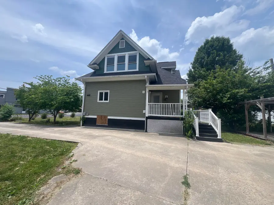 215 S 21st Street, Middlesboro, KY 40965 - #3