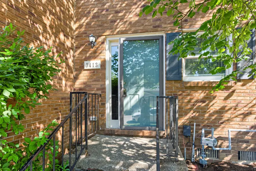 3413 Springlake Drive, Lexington, KY 40517 - #3